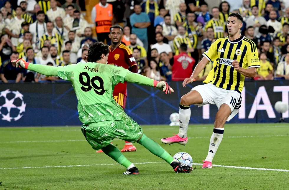 1789379238181.jpg Sezon sonunda bitecek kontrat için Fenerbahçe düğmeye bastı: Mert Müldür için görüşmeler başlayacak - 2