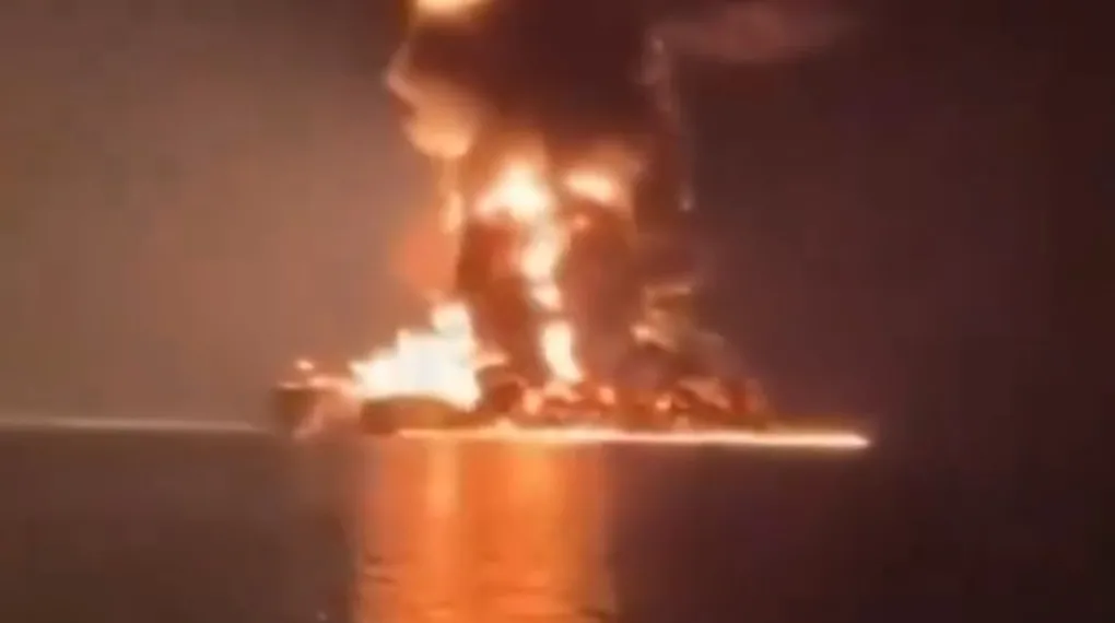 İran ordusu ABD tankerini böyle vurdu