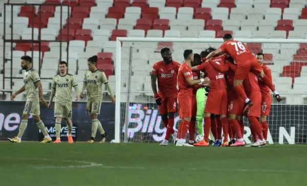 Sivasspor 1-1 Fenerbahçe MAÇ SONUCU ÖZET