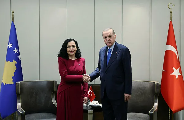 Başkan Erdoğan Kosova Cumhurbaşkanı Vjosa Osmani-Sadriu’yi kabul etti: Gazze için birlikte hareket edelim