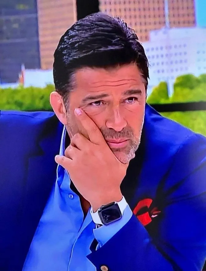 Ünlülerden Ramazan Bayramı paylaşımları! Demet Akalın, Hülya Koçyiğit, Fahriye Evcen...