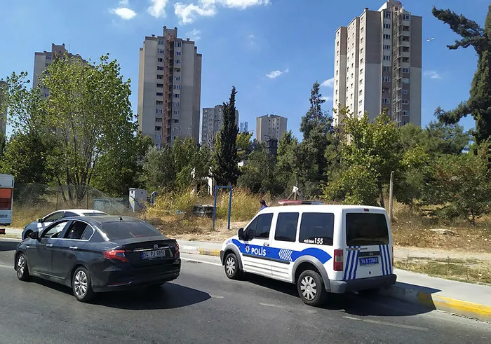 Küçükçekmece’de korkunç olay! İnşaatta çürümüş ceset bulundu - 1