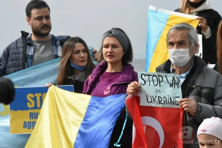 İzmir’de yaşayan Ukraynalılardan Rusya’ya savaşı durdurun çağrısı