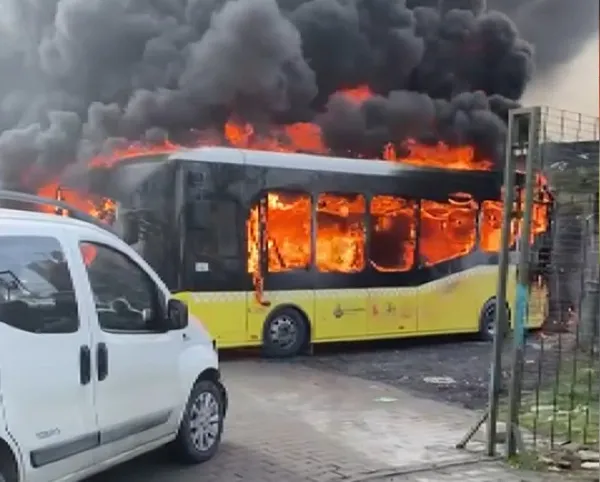 son-dakika-basaksehirde-iett-otobusleri-carpisti-cok-sayida-yarali-var-1644138552554.jpg Son dakika: Başakşehir'de İETT otobüsleri çarpıştı! Çok sayıda yaralı var - 4