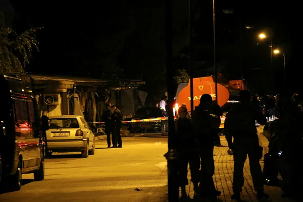 1631141255221.jpg Kuzey Makedonya'da koronavirüs hastanesinde çıkan yangında 10 kişi hayatını kaybetti - 3