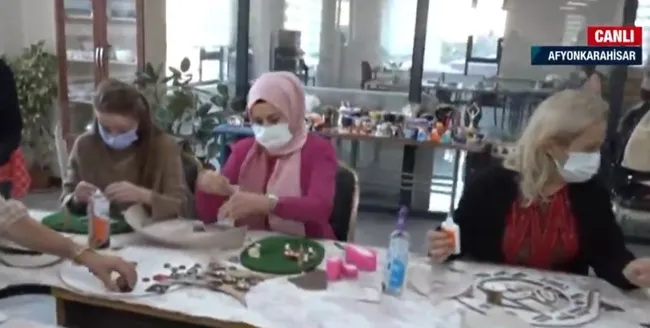 afyonkarahisarda-kadin-kultur-evleri-projesi-6-milyonluk-ciro-yapti-1636611409857.jpg Afyonkarahisar'da Kadın Kültür Evleri projesi! 6 milyonluk ciro yaptı - 3