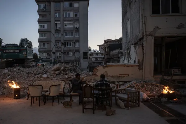 afet-bolgesinde-son-durum-enkaz-kaldirma-calismalari-ne-zaman-bitecek-1680339359141.jpg Afet bölgesinde son durum! Enkaz kaldırma çalışmaları ne zaman bitecek? - 1