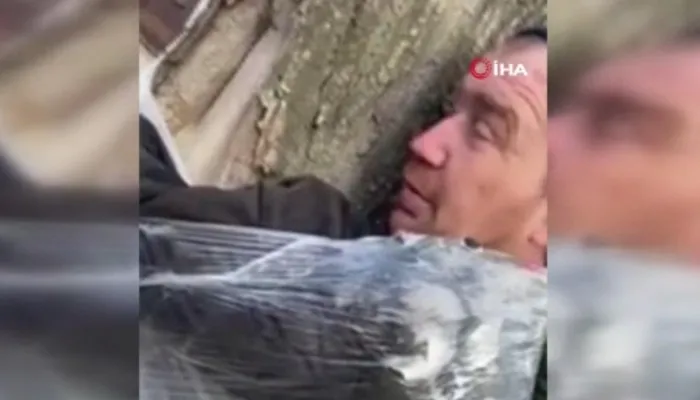 Ukrayna’da terk edilen yerleşim alanlarını yağmacılar mesken bildi