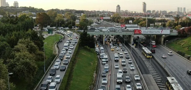 İstanbul’da trafik mesaisi erken başladı! Sürücülere çile oldu