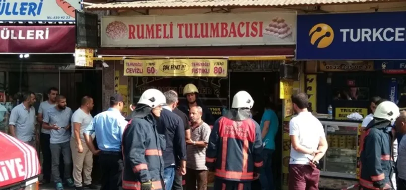Fatih’te tatlı dükkanı çöktü: Yaralılar var
