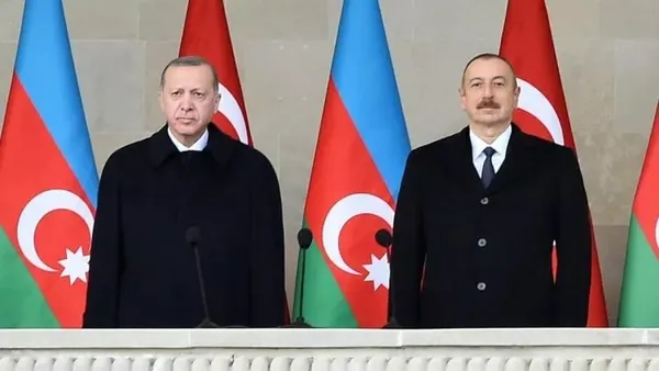 Azerbaycan Cumhurbaşkanı İlham Aliyev’den Türkiye’ye karşı sinsi plan yapanlara uyarı: Türk ordusu yalnız değildir