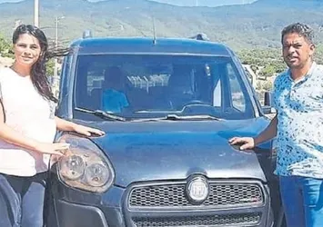Bayramda elini öpmeye gelen oğlunu vurdu