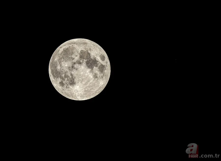 Dolunay ne zaman, hangi gün? Bu ayki Oğlak burcu dolunayı saat kaçta gerçekleşecek? 3