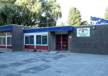 Hollanda'daki FETÖ okulları yüzlerce öğrenci kaybetti