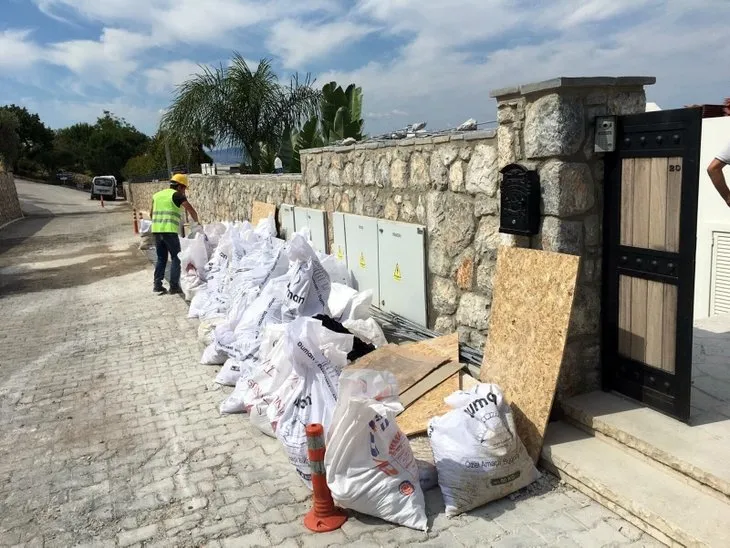 Yılmaz Özdil’in ofis diye alıp yazlık eve çevirdiği villanın yıkımı devam ediyor