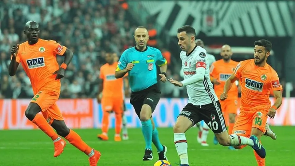 Süper Lig'de sözleşmesi bitecek futbolcular