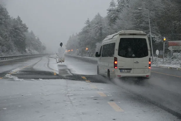 bolu-tuneli-yol-son-durum-19-kasim-pazar-bolu-tuneli-acik-mi-kapali-mi-kgm-trafige-acik-ve-kapali-yollar-liste-1700407862992.jpg Bolu Tüneli yol son durum 19 Kasım Pazar | Bolu Tüneli açık mı, kapalı mı? KGM Trafiğe açık ve kapalı yollar listesi... - 1