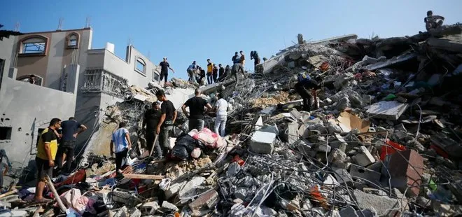 İsrail’in Gazze’deki Nusayrat Mülteci Kampı’na düzenlediği saldırıda en az 20 kişi öldü