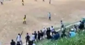 Futbol maçında ortalık bir anda karıştı! 2 ölü
