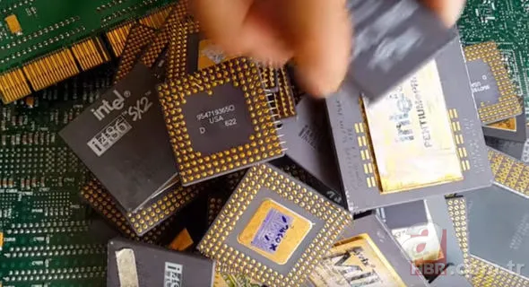 Bilgisayar parçalarından altın çıkardı! Görenler şaşkın... 8