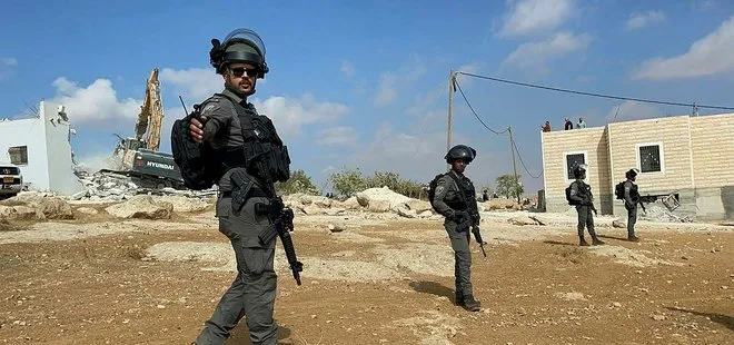 Katil İsrail’in zulmü devam ediyor: Batı Şeria’da Filistinli çocuğu ağır yaraladılar
