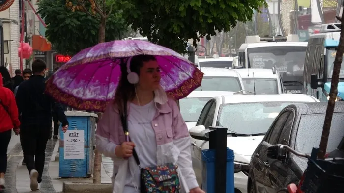 Son dakika: Vanlılar yağmura hazırlıksız yakalandı - 1