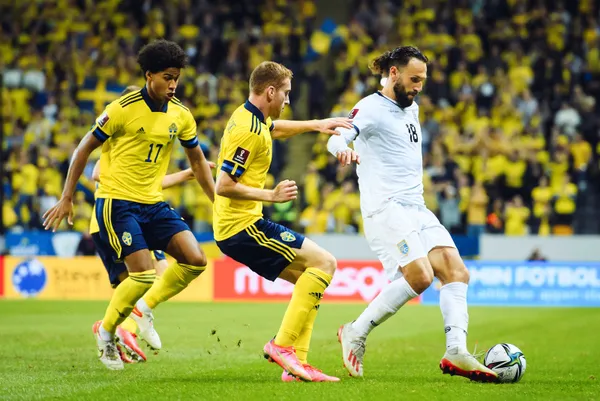 fenerbahcelileri-heyecanlandiran-iddia-vedat-muriqi-geri-donuyor-1635272055426.jpg Fenerbahçelileri heyecanlandıran iddia: Vedat Muriqi geri dönüyor - 5