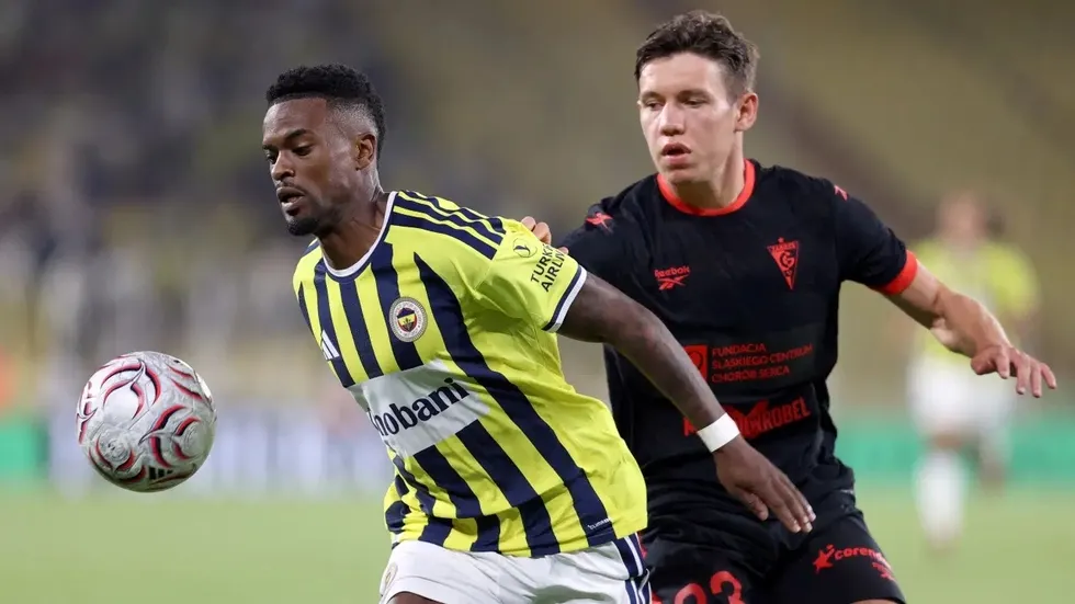 fenerbahce-ocak-ayinda-3-isimle-yollari-ayiracak-hangi-futbolculara-veda-ediliyor-1789543374139.jpg Fenerbahçe’de ara transfer planı ortaya çıktı: 3 oyuncuyla yollar ayrılabilir - 3
