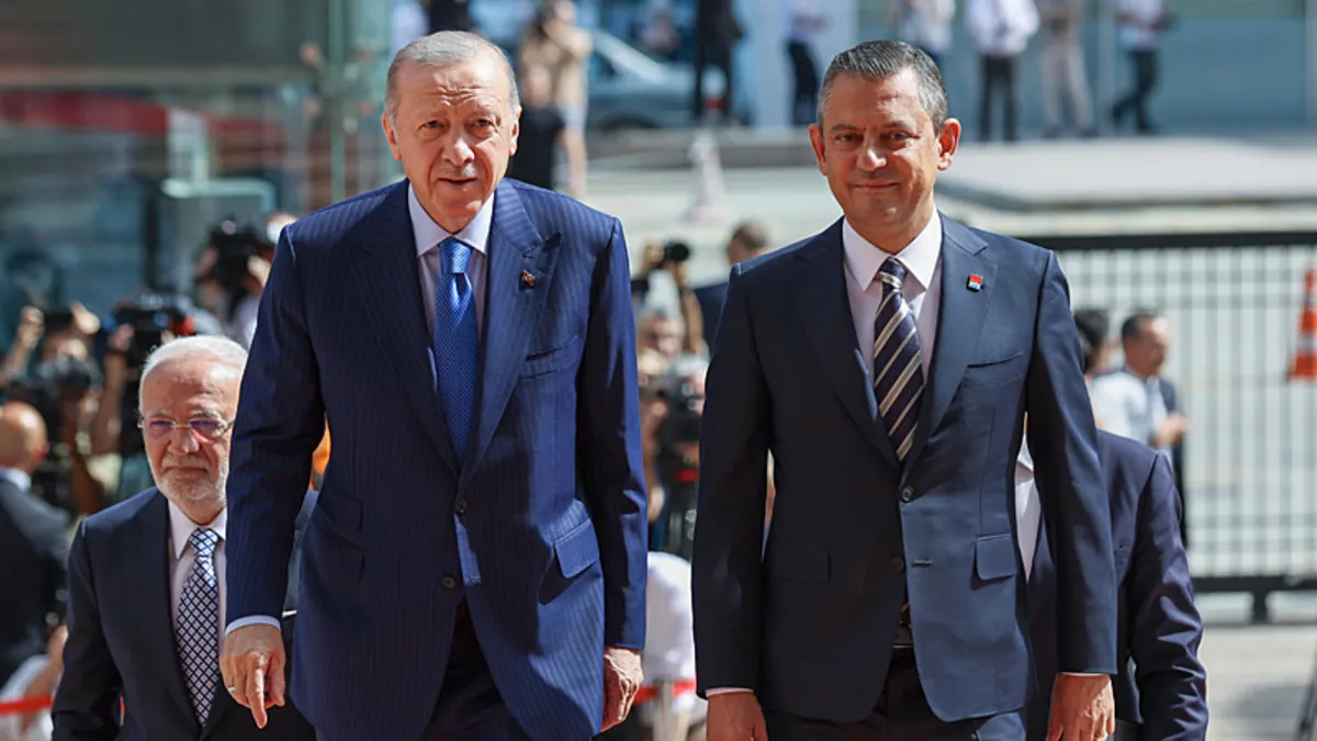 İşte Başkan Erdoğan-Özgür Özel görüşmesinin perde arkası! Dev zirve sonunda verilen dosya! Özgür Özel detayları açıkladı...