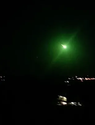 goktasi-mi-dustu-depremi-tetikler-mi-2023-meteor-goktasi-duserse-ne-olur-malatya-erzurum-elazig-gaziantep-1693680052841.jpg Meteor (göktaşı) düşerse ne olur? Göktaşı mı düştü, depremi tetikler mi 2023? Malatya, Erzurum, Elazığ, Gaziantep... - 4