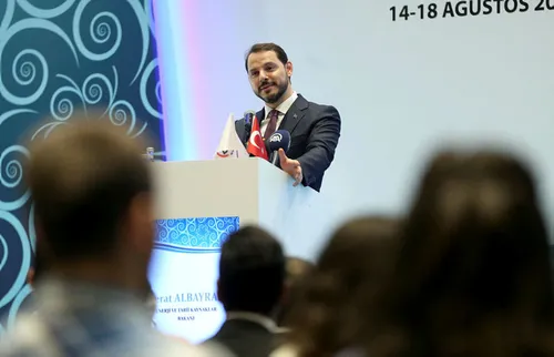 Enerji Bakanı Albayrak'tan firari FETÖ'cüler için sert mesaj - 1