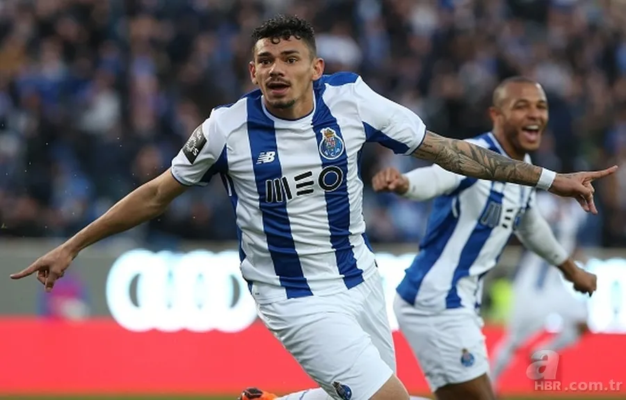 Fenerbahçe'de golcü transferi gelişmesi! Kiralık gelecek 13