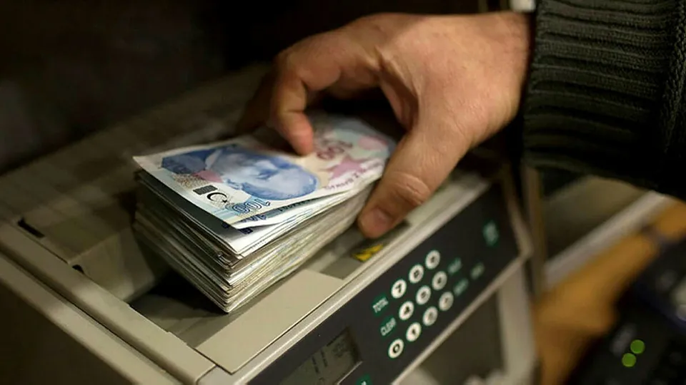 SGK açıkladı! Emeklilik hayali kuranlar dikkat! Geri alacaksınız