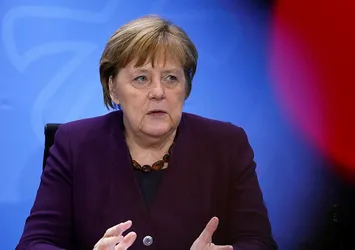 Merkel'in ikinci testi de negatif çıktı!