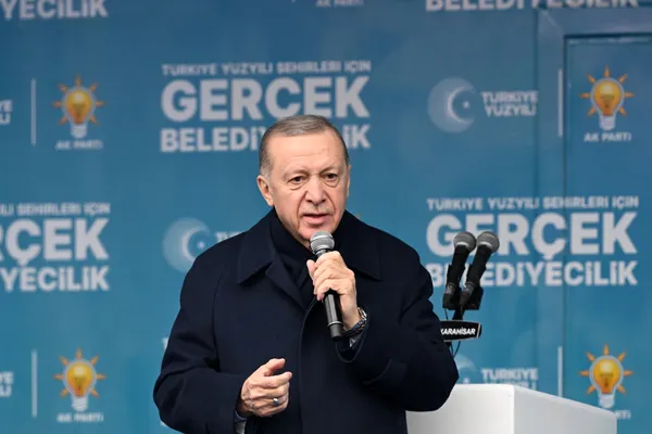 son-dakika-baskan-erdogan-afyonda-chpnin-adim-adim-yaklasan-31-mart-hezimeti-adaylarini-yapay-zekaya-soruyorla-1708515602301.jpg Son dakika | Başkan Erdoğan Afyon'da | CHP'nin adım adım yaklaşan 31 Mart hezimeti: Adaylarını yapay zekaya soruyorlar - 2