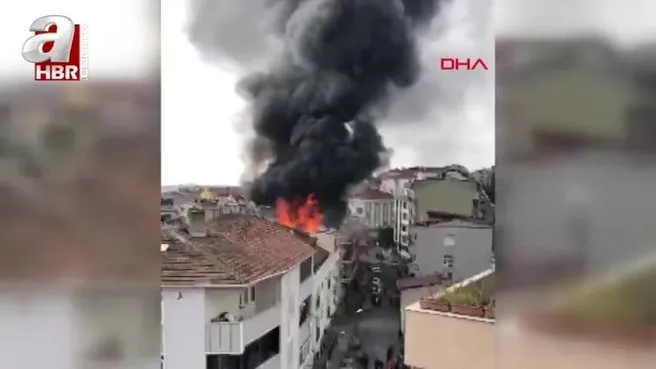 İstanbul’da yangın paniği! Alevler çatıyı sardı