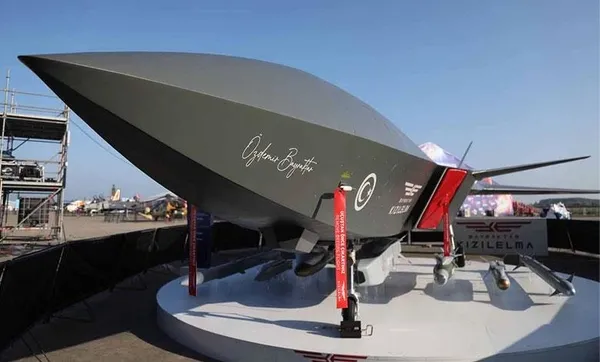 son-dakika-milli-insansiz-savas-ucagi-kizilelma-testlerini-basariyla-tamamladi-1668941811414.jpeg SON DAKİKA! Milli insansız savaş uçağı Kızılelma Taksi ve Koşu Testi'ni başarıyla tamamladı