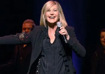 Olivia Newton John kansere yakalandı