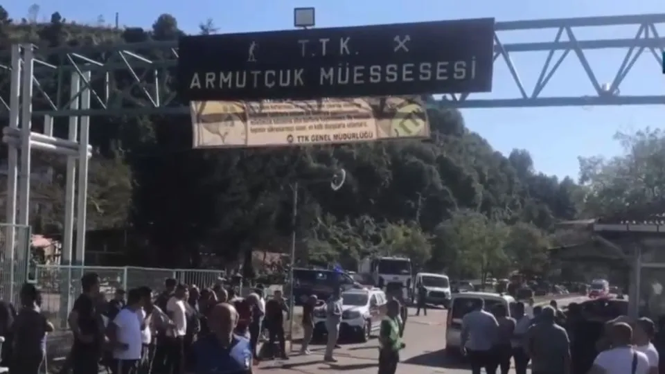 Zonguldak Vali Osman Hacıbektaşoğlu A Haber’de açıkladı: Göçük altında 1 arkadaşımız var
