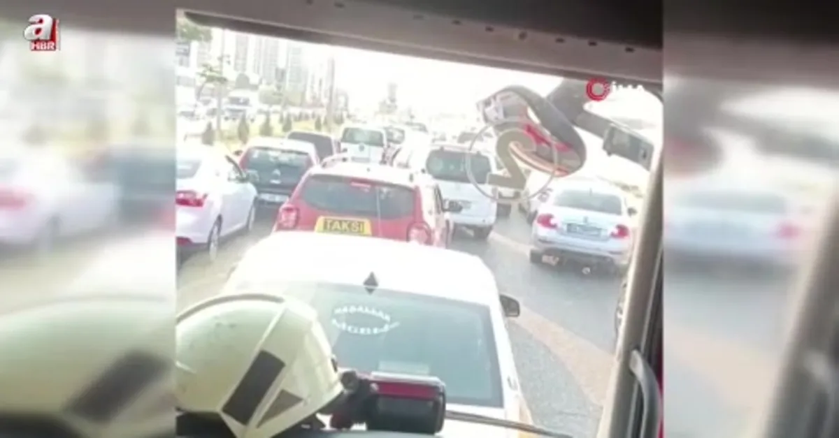 Yoğun trafik itfaiye ekiplerini engelledi
