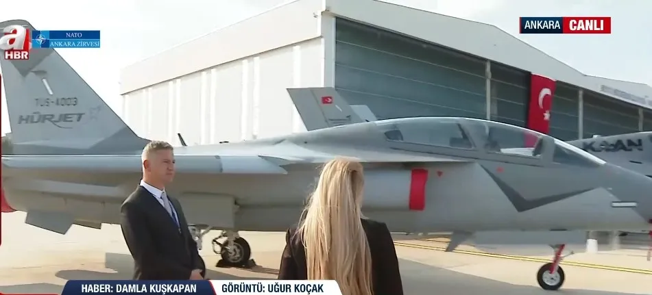 turk-savunma-sanayisi-nato-zirvesinde-gorucuye-cikti-milli-hava-araclarindan-govde-gosterisi-1783441156017.jpg Türk savunma sanayisi NATO Zirvesi'nde görücüye çıktı! Milli hava araçlarından gövde gösterisi - 1