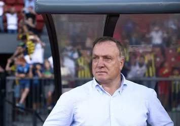 Advocaat'tan Persie'ye mesaj!