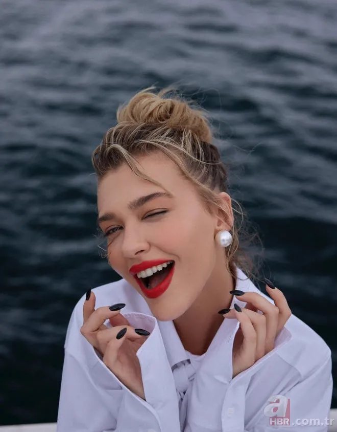 Melisa Döngel annesini paylaştı beğeni yağdı! Güzelliği ondan miras 4