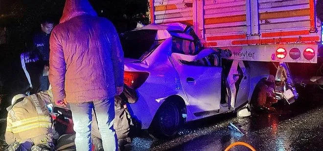 İstanbul’da korkunç kaza! Tırın altına girdi: 1 ölü, 2 yaralı