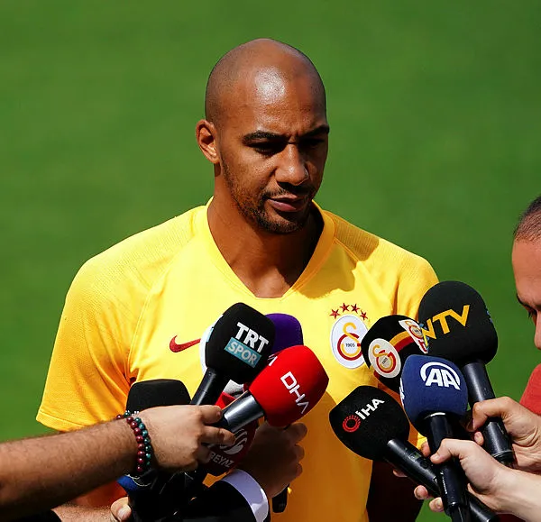 Galatasaray’da Nzonzi’nin ardından o isimle de yollar ayrılıyor