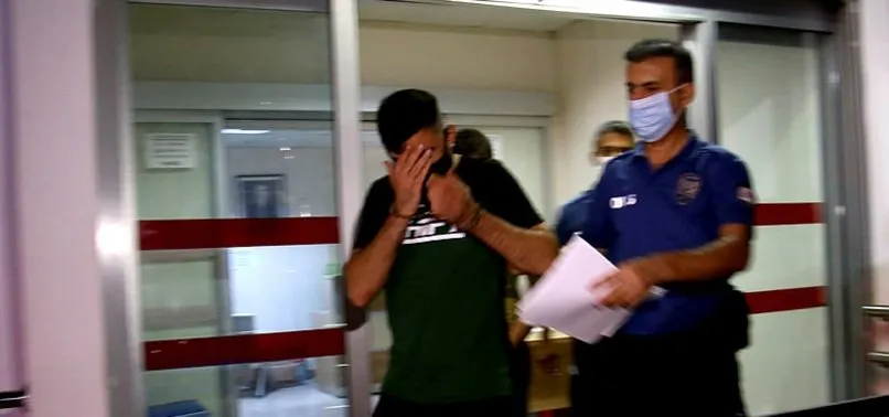 Adana'da korku dolu anlar! 9. kattan aşağı sarkıttı