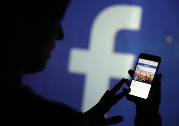 Facebook'a trending topic geliyor