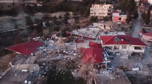 Kahramanmaraş'ta köy ortadan ikiye yarıldı! Dehşetin izleri... - 3