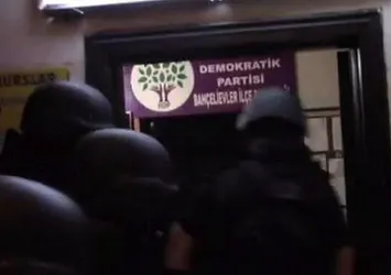 Aranan terör şüphelisi HDP binasında yakalandı