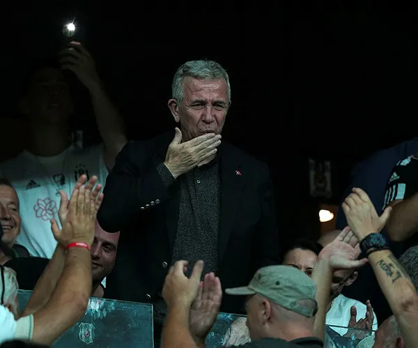 Mansur Yavaş hakkında "görevi kötüye kullanma" iddiasıyla suç duyurusu - 1